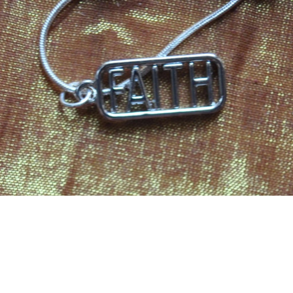 Metal Charm Faith Pendant With 925 Silver Necklace 10036 28$